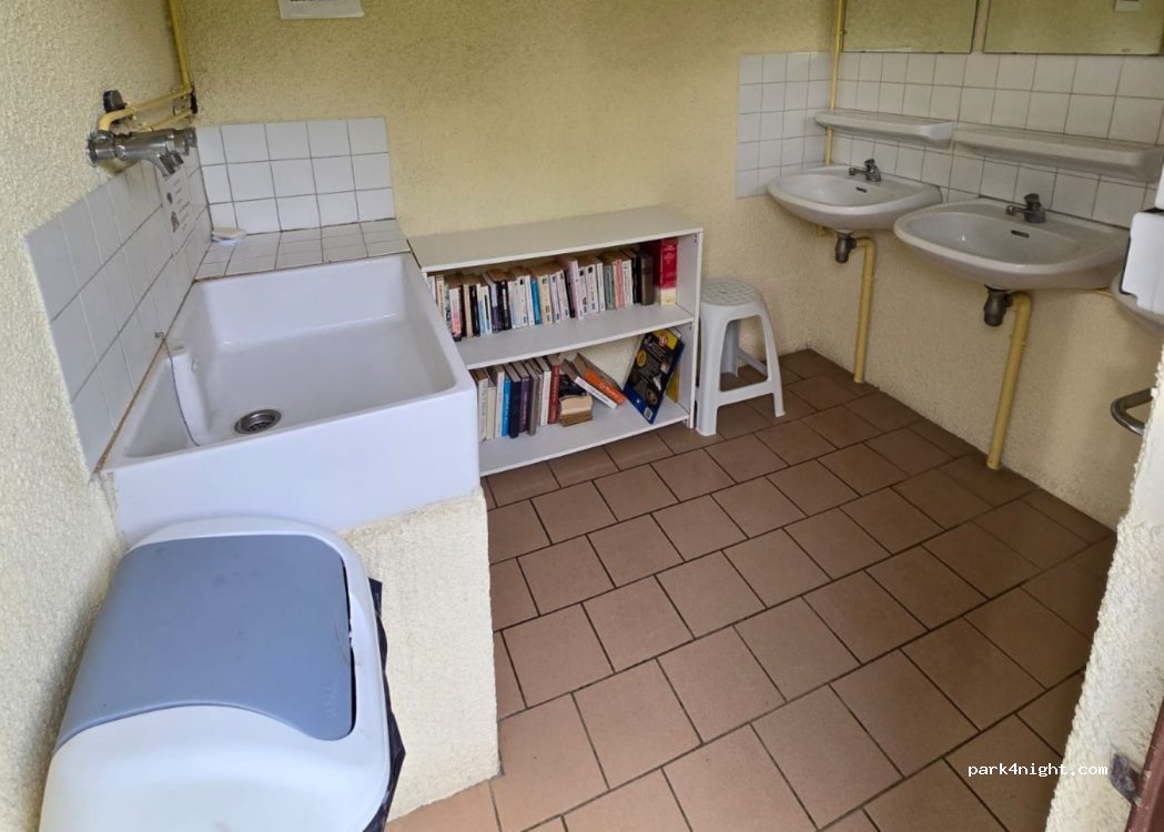Camping Municipal Messimy sur Saône — foto 2