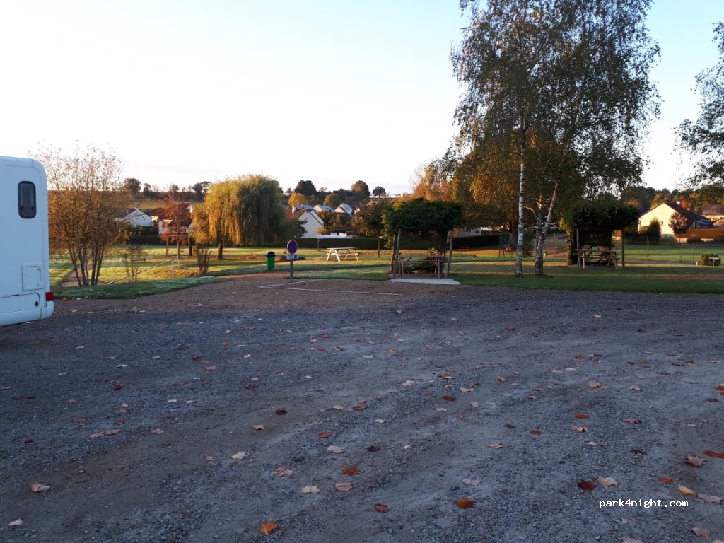 (53800) Saint-Martin-du-Limet - Route de Nantes — foto 2