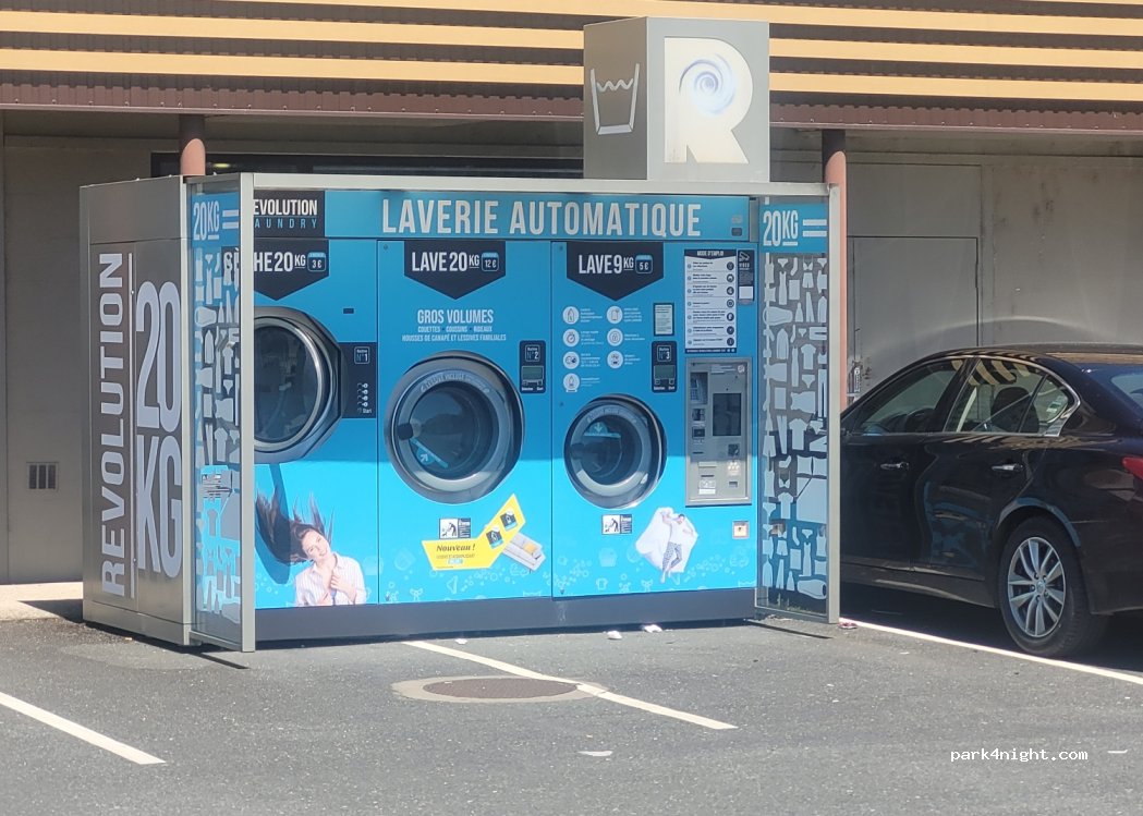 (36100) Issoudun - 59 Rue Haute Saint-Paterne — foto