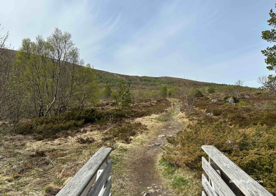 (6493) Lyngstad - 250 Gådalsvegen — foto