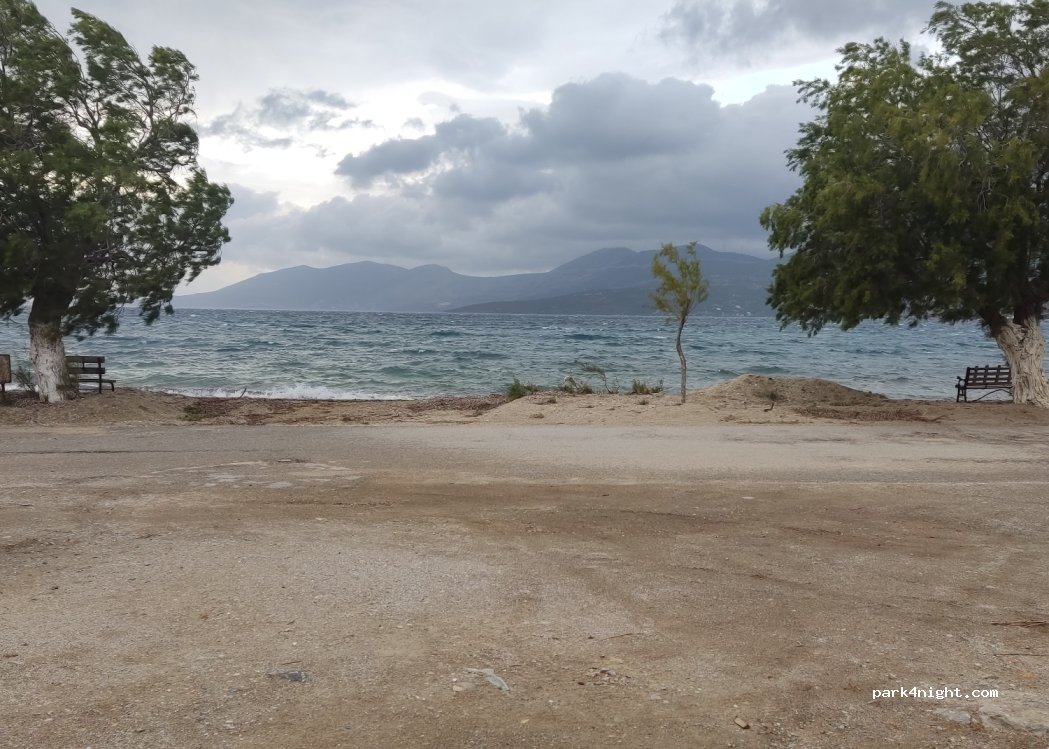 (340 13) Kria Vrisi - Unnamed Road — foto