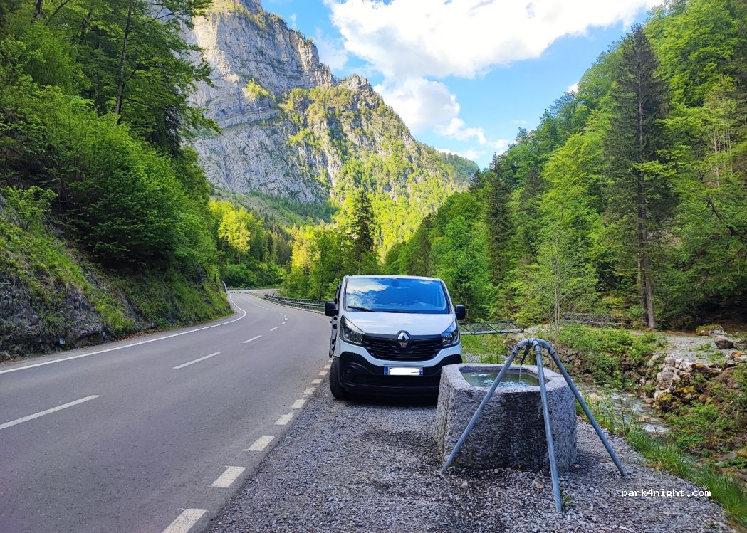 (8750) Glarus - Klöntalerstrasse — foto 2