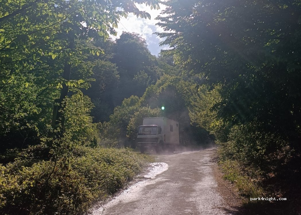 (3901) Dilijan - — foto