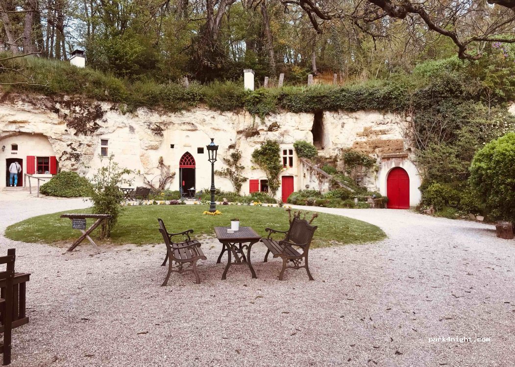 (49400) Rou-Marson - 1 Montée du Château — foto 3