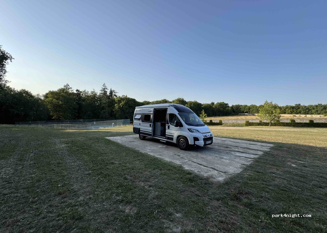(49400) Rou-Marson - 1 Montée du Château — foto 4