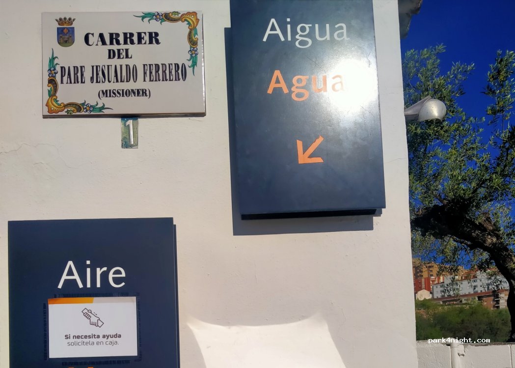 (03450) Banyeres de Mariola - 1 Calle Jesualdo Ferrero — foto