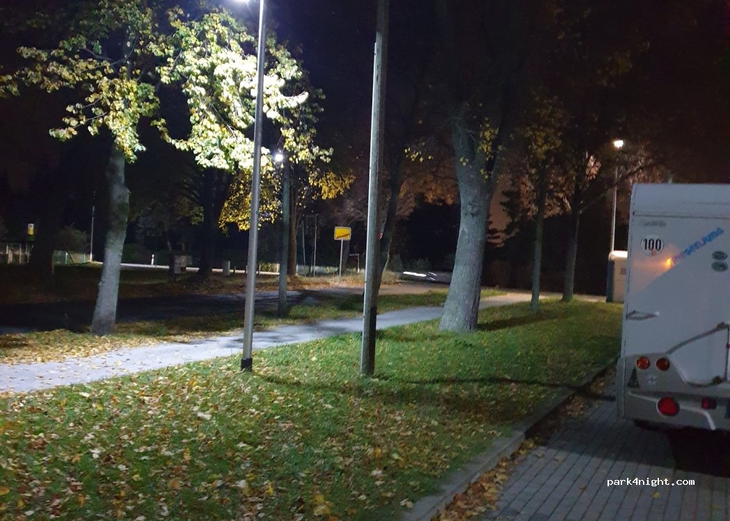 (01809) Dohna - 2 Am Landgut — foto 2