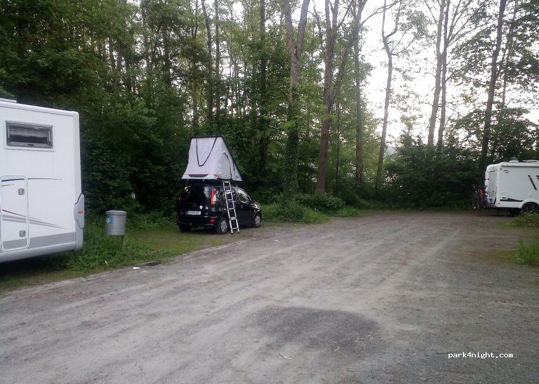 (51570) Windeck - 2 Brunnenweg — foto 2