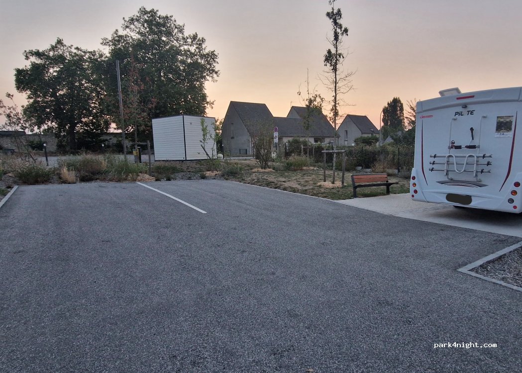 (37800) Noyant-de-Touraine - 1 Rue des Silos — foto 2