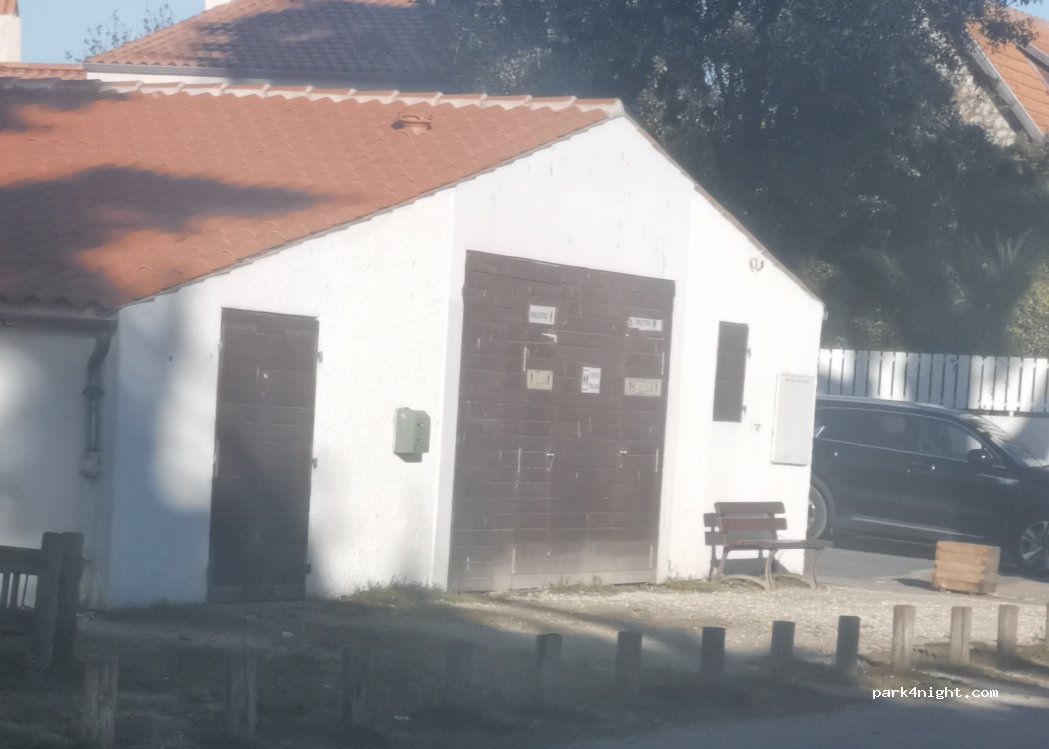 (17840) La Brée-les-Bains - 55 Boulevard d'Antioche — foto