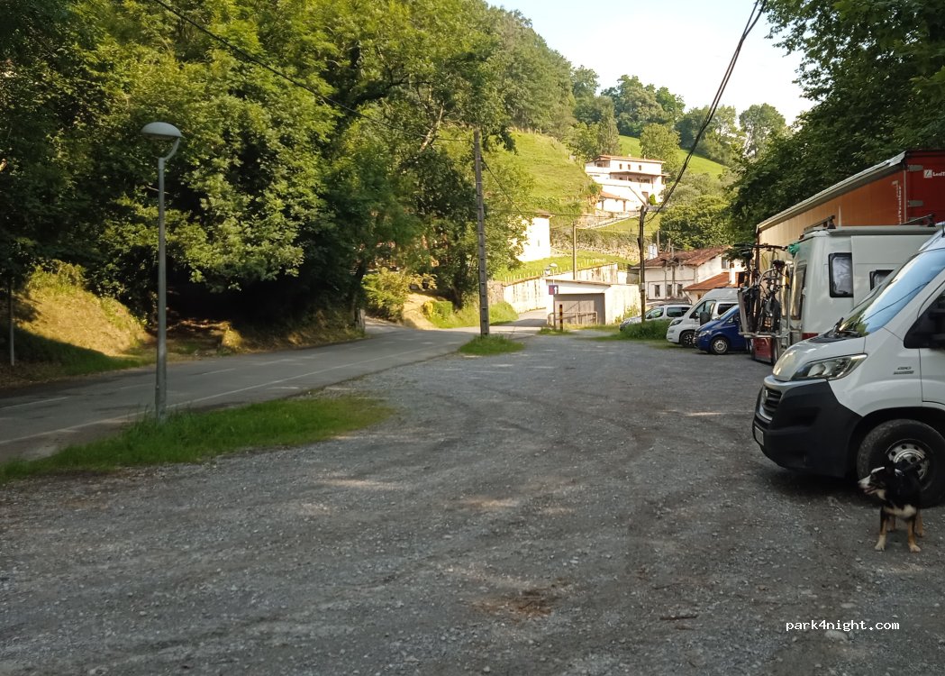 (20180) Oiartzun - 10 Karrika Gunea — foto 2