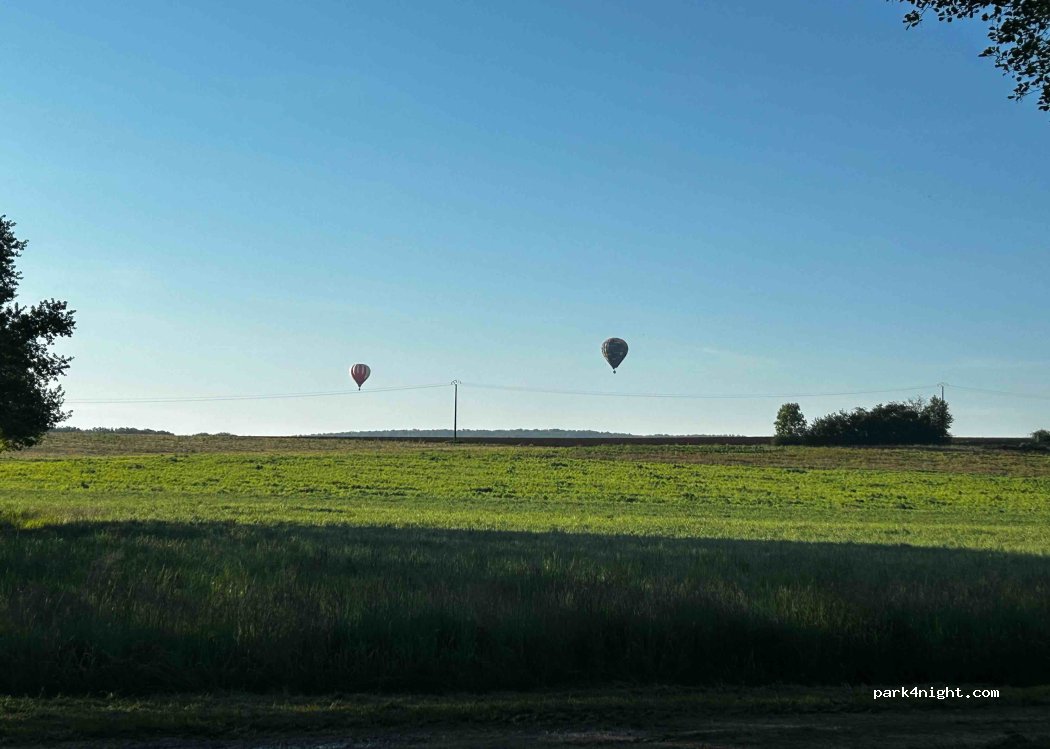 (25870) Valleroy - Unnamed Road — foto
