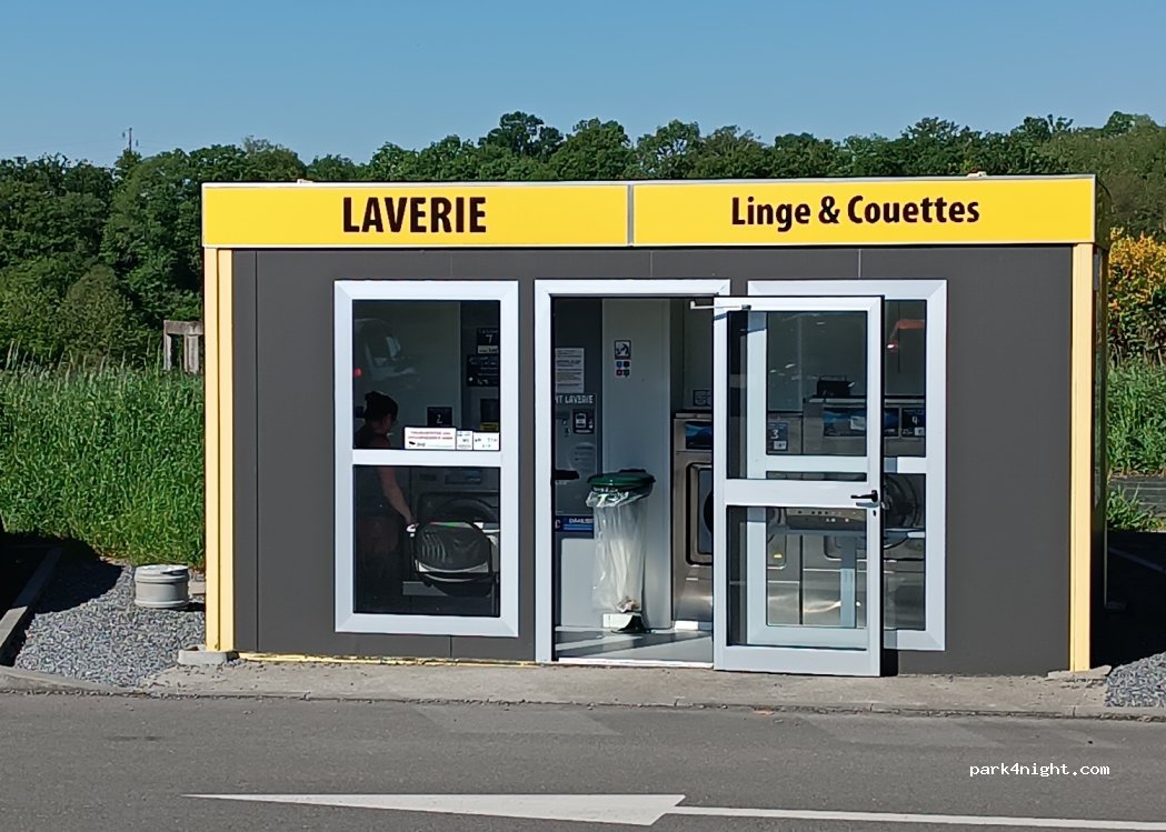 (53100) Mayenne - 550 Boulevard Jean Monnet — foto
