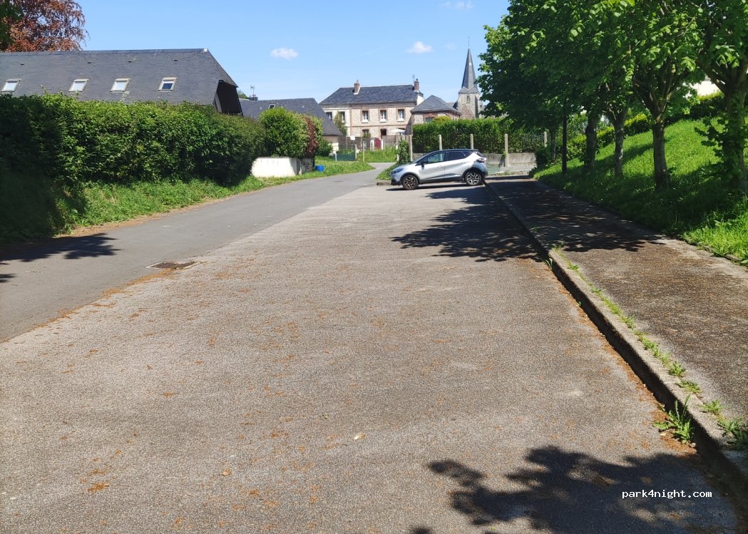 (76110) Écrainville - 84 Impasse Abbé Desportes — foto