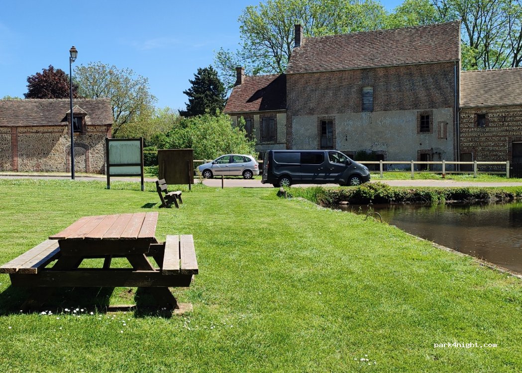 (27820) Chennebrun - 21 Rue de la Justice — foto