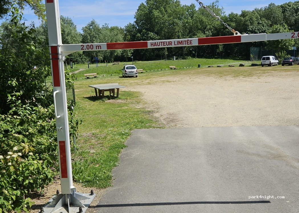 (49400) Saumur - 518 Route de Montsoreau — foto