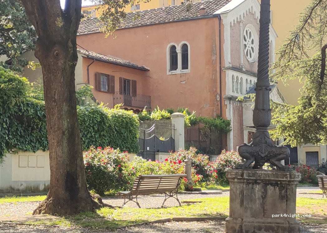 (50125) Firenze - 3 Lungarno Torrigiani — foto