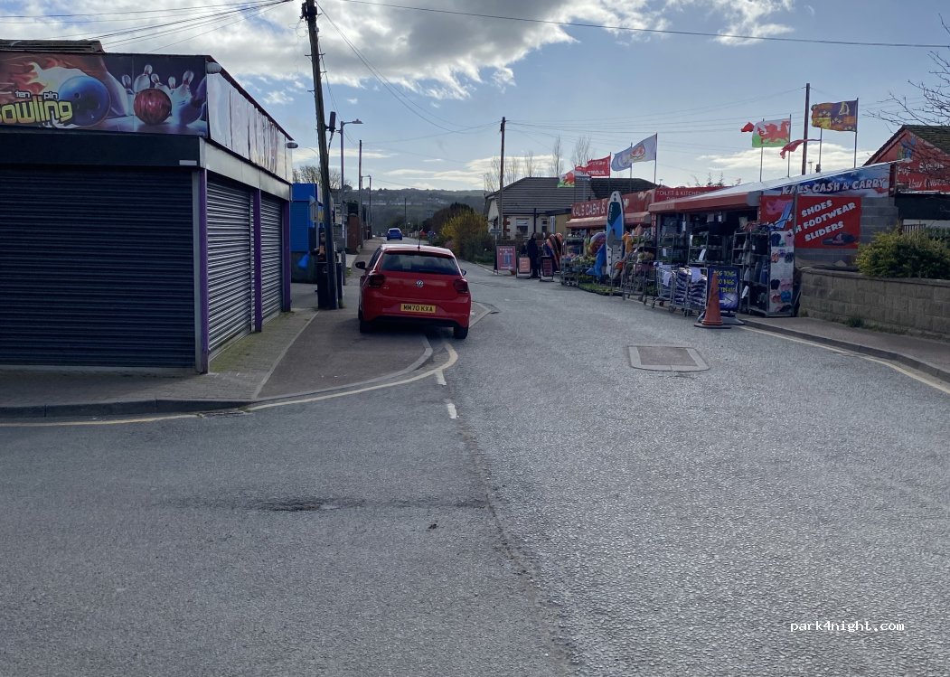 (CH8 9RP) Holywell - Unnamed Road — foto 5