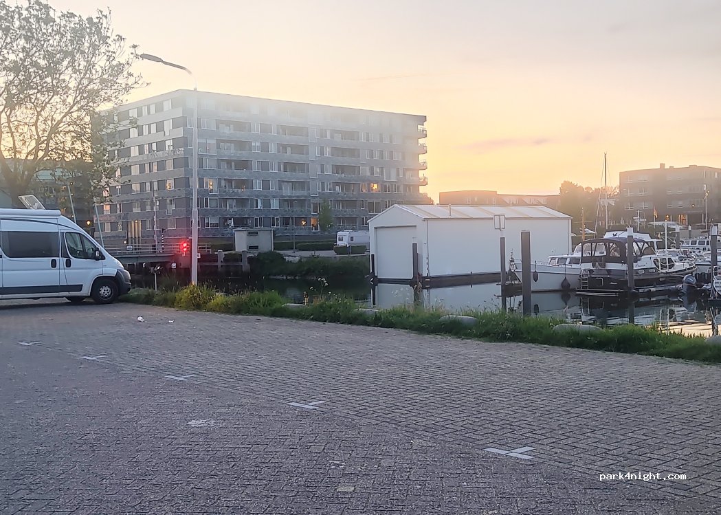 (2952 AZ) Alblasserdam - 22 Zuiderstek — foto 2