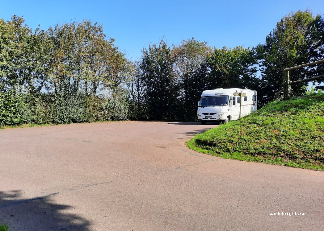 (50250) Le Plessis-Lastelle - 1 Rue du Donjon — foto 2