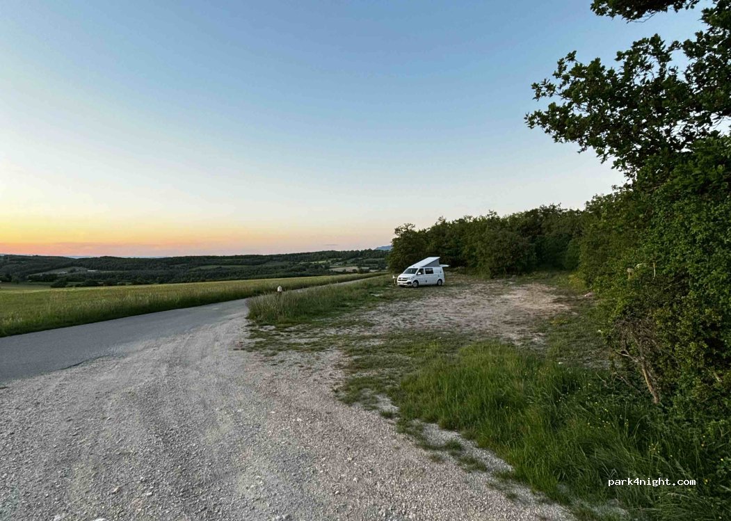 (26400) La Roche-sur-Grane - D105 — foto