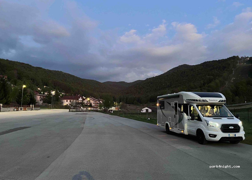 (67060) Camporotondo - 16 Via San Giovanni — foto