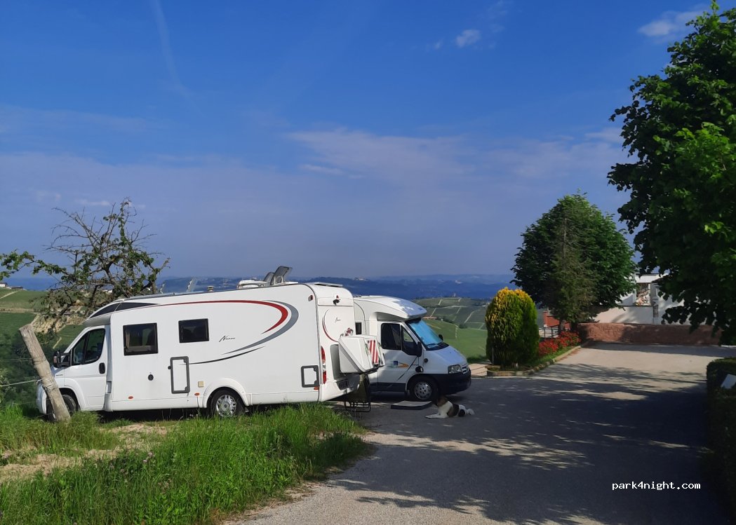 (12050) Neviglie - Via Cimitero — foto