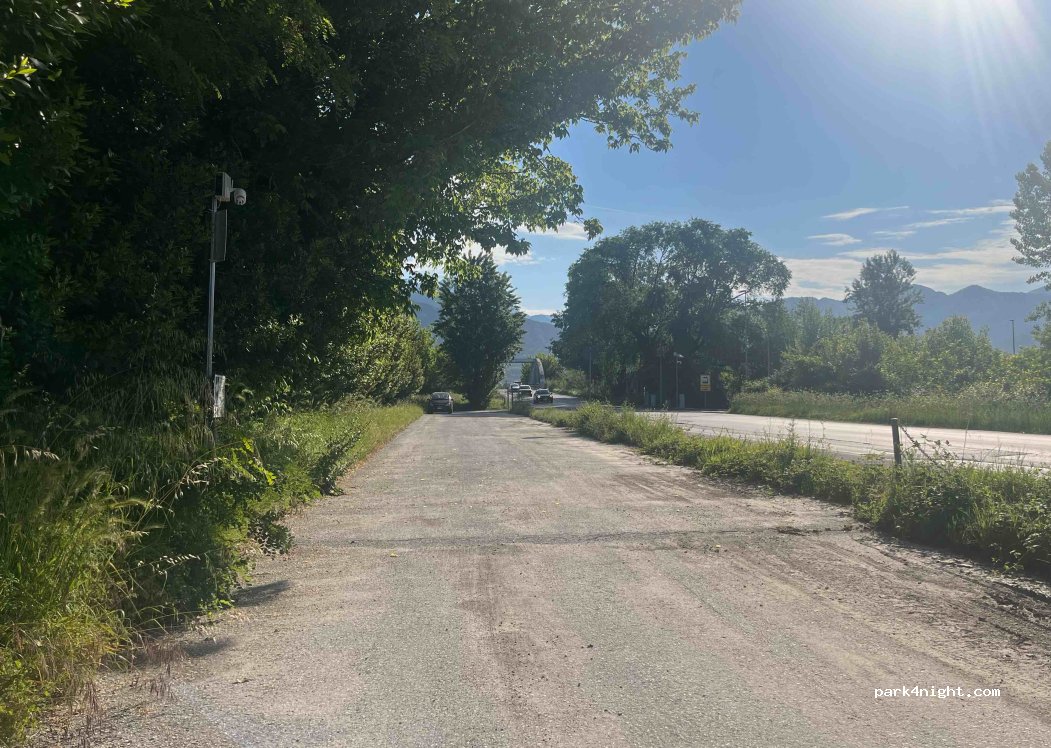 (55045) Seravezza - Via della Sipe — foto