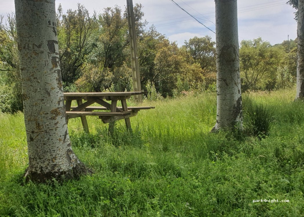 (49250) Villadepera - Unnamed Road — foto