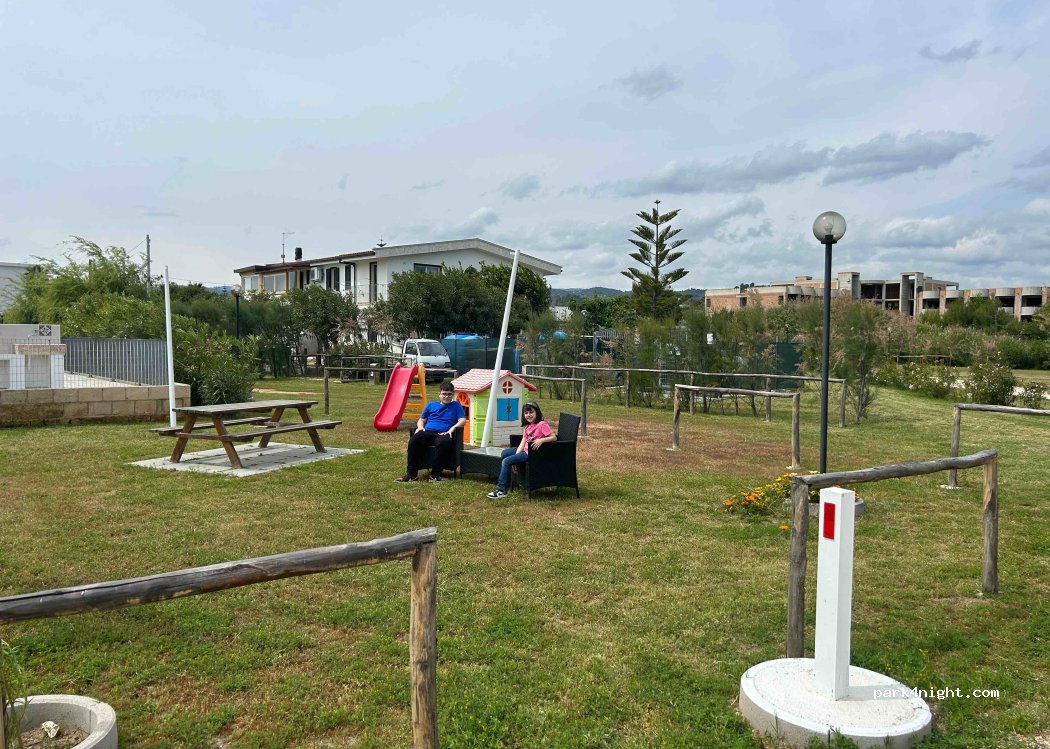 Baia Pizzomunno Sosta Camper Vieste — foto