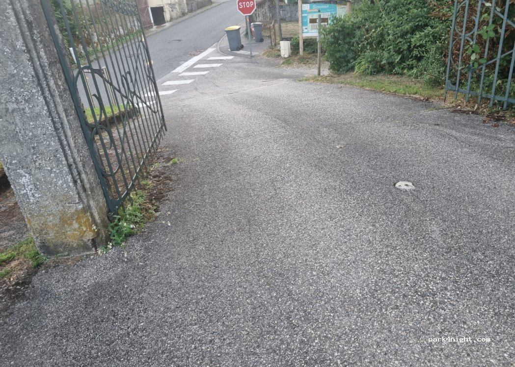 (01130) Saint-Germain-de-Joux - 103 Rue de la Gare — foto 3