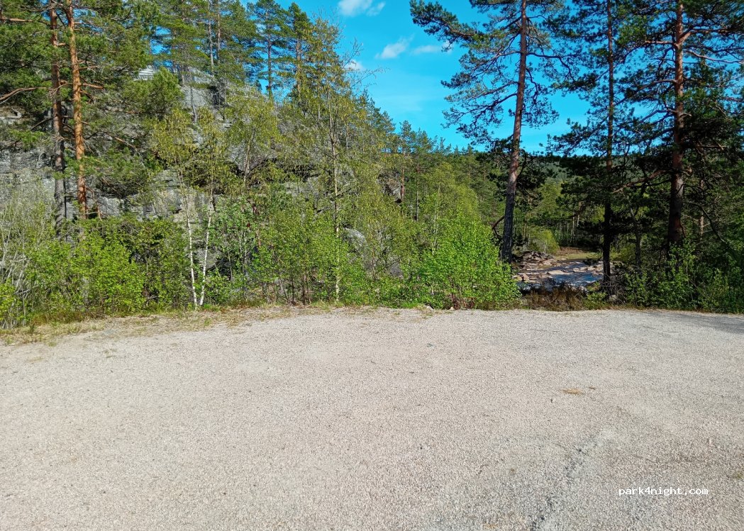(4737) Hornnes - 15 Matkronvegen — foto