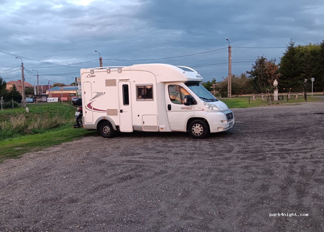 (3170) Szécsény - 41 Rákóczi út — foto 2