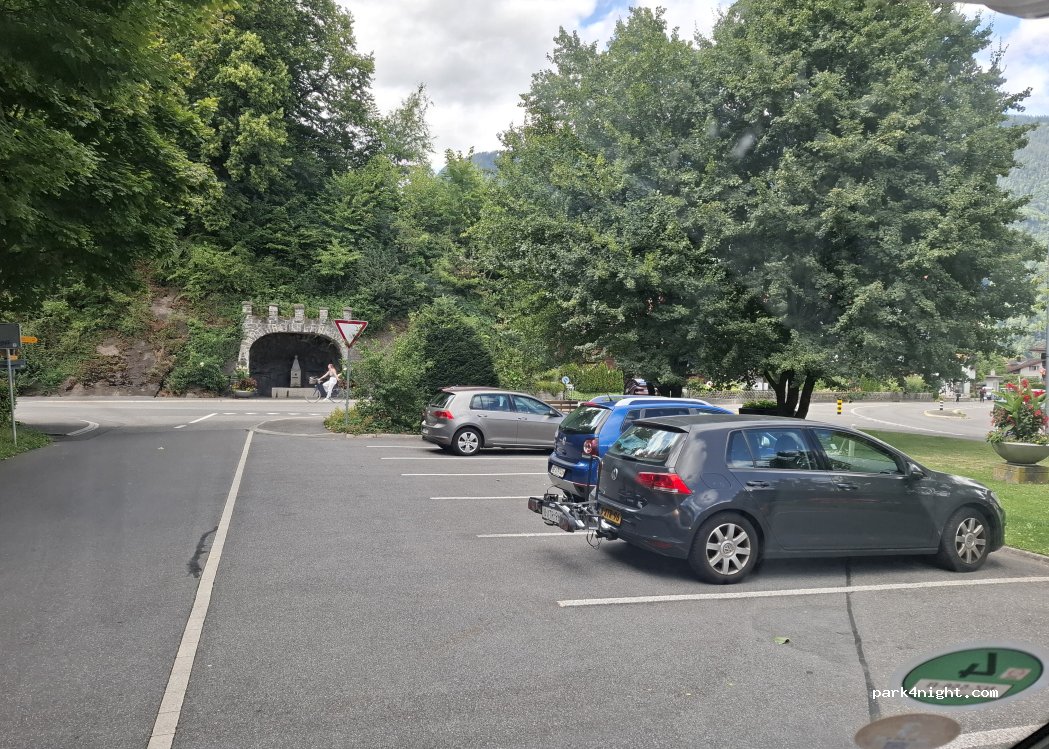 (3800) Matten bei Interlaken - 4 Brunngasse — foto 4