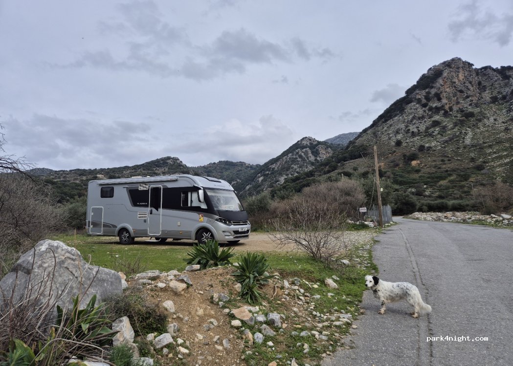 (700 05) Chersonisos - Unnamed Road — foto 2