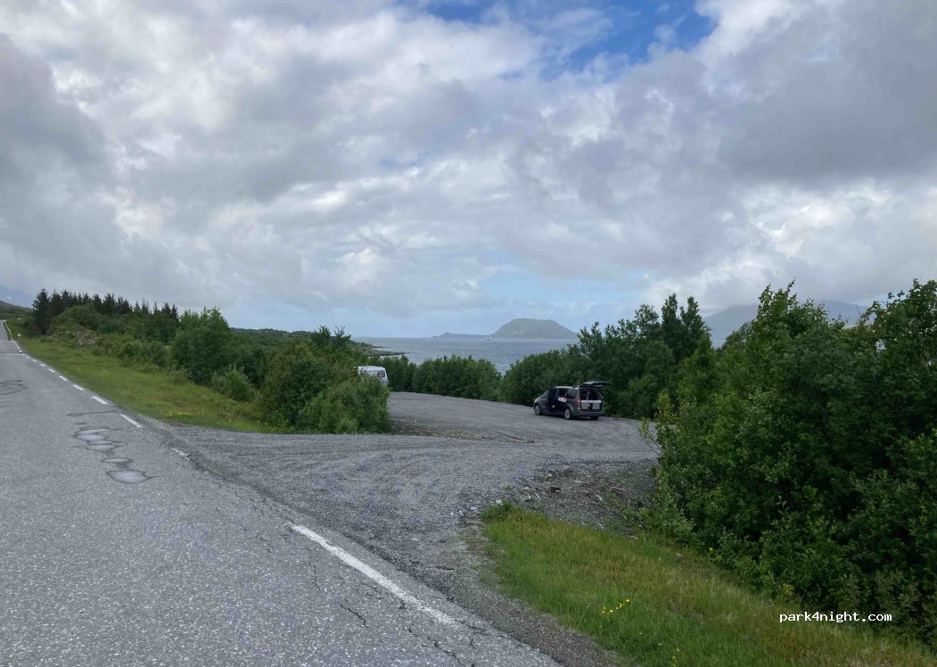() Leirfjord - Fv212 — foto 2