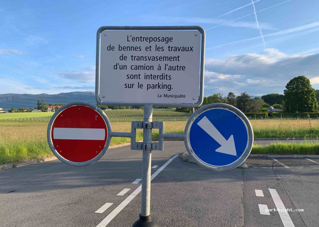 (1297) Founex - 15 Route de Chataigneriaz — foto