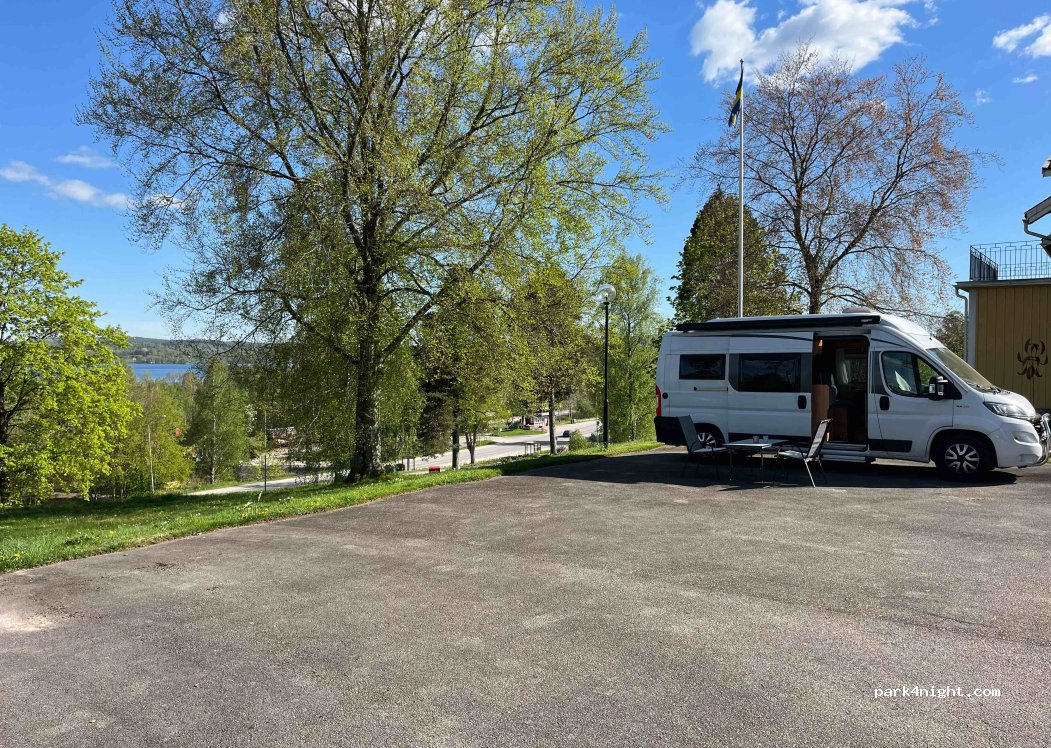 (666 41)  - 2 Värnbovägen — foto