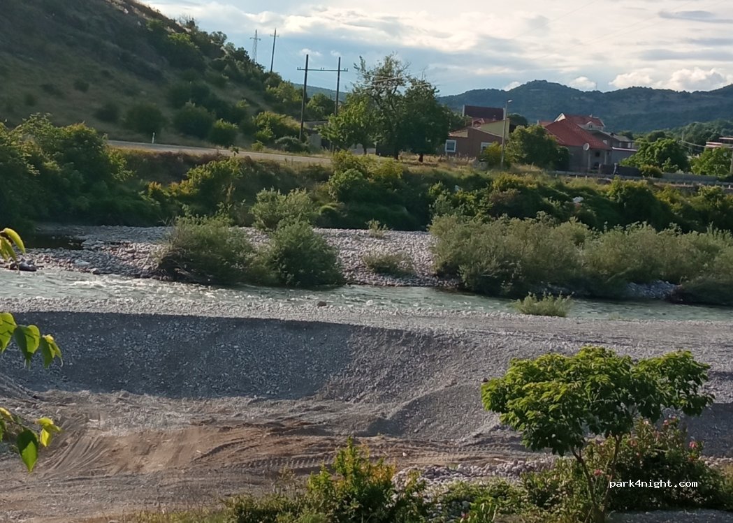 () Dinoša - Unnamed Road — foto 3