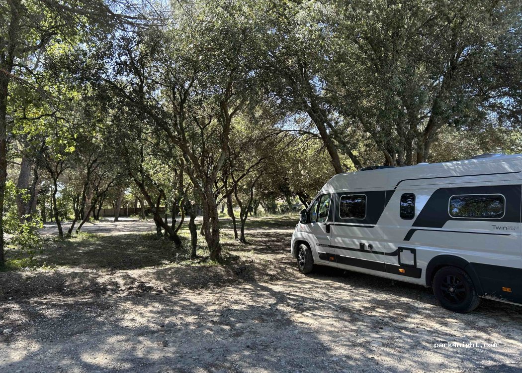 (13770) Venelles - 6398 Chemin de la Bosque — foto 5