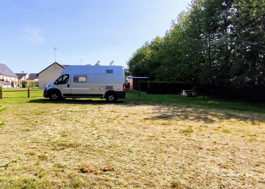 (53140) Saint-Cyr-en-Pail - N12 — foto 3