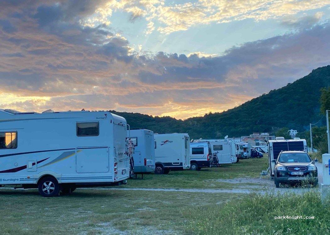 Autokamp Buljarica — foto