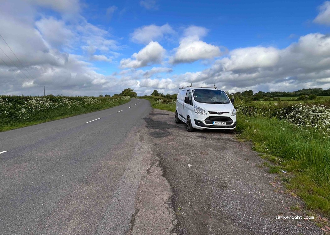 (NP15 2EU) Monmouth - Groesenon Road — foto