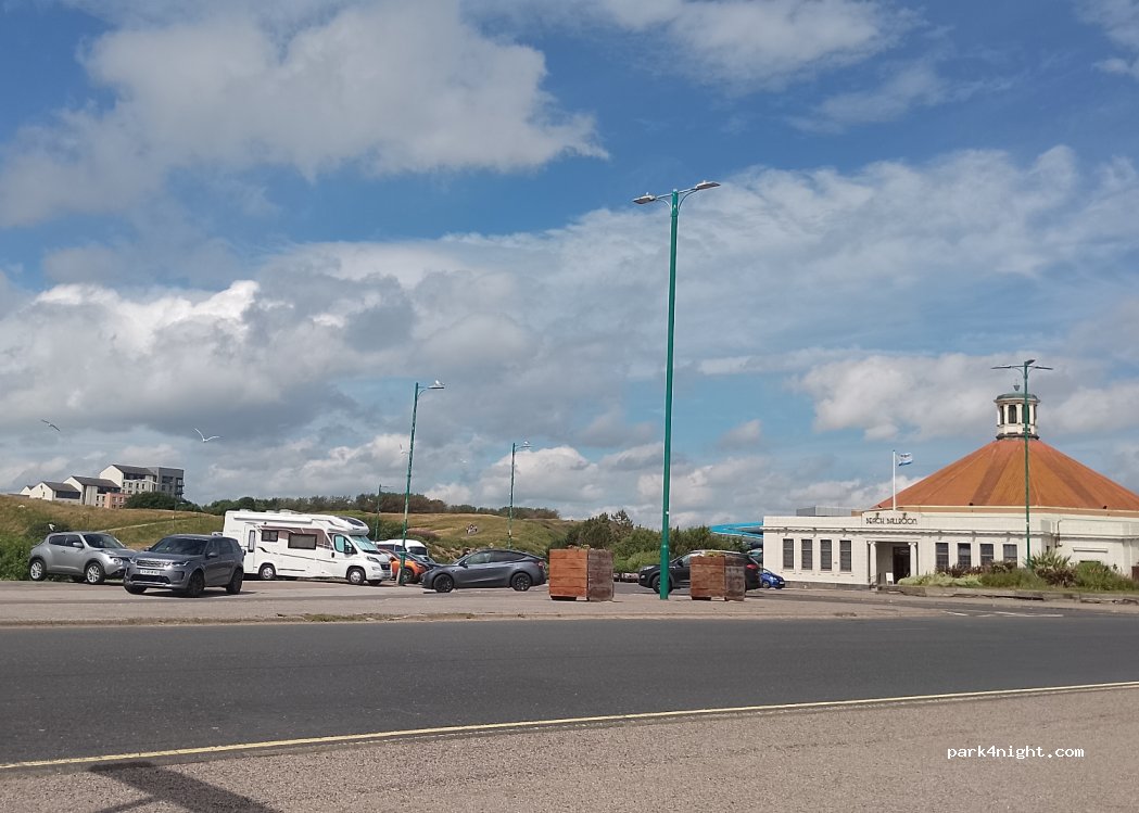 (AB11 5HB) Aberdeen - Esplanade — foto