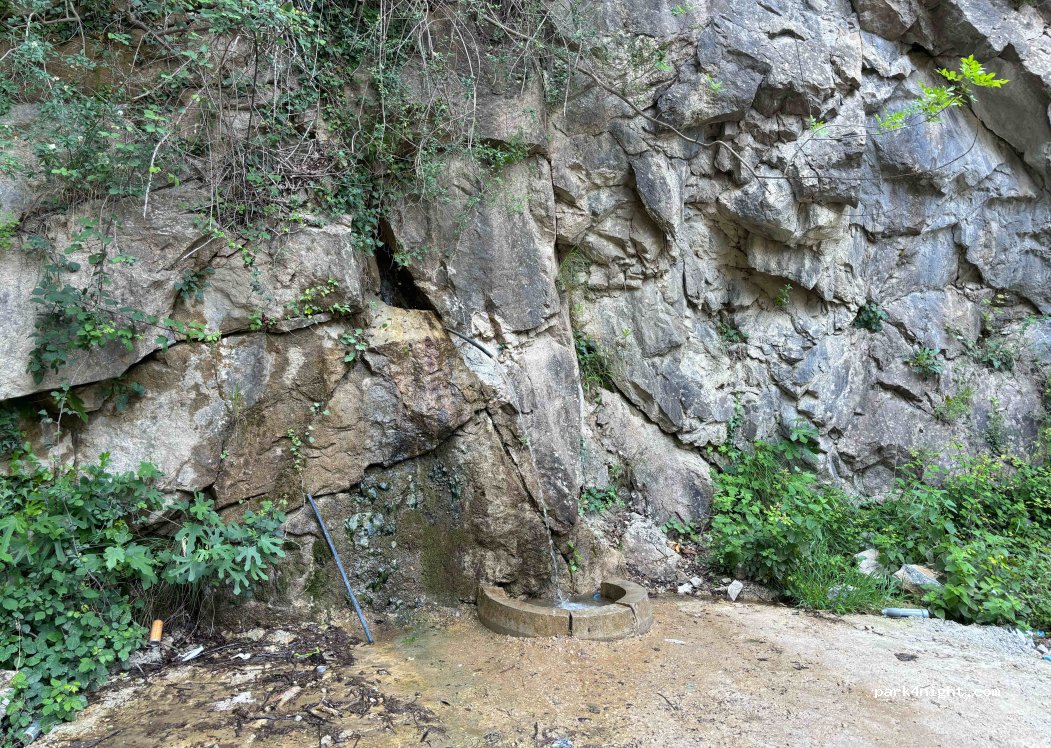 (1001) Tirana - Hida Road — foto
