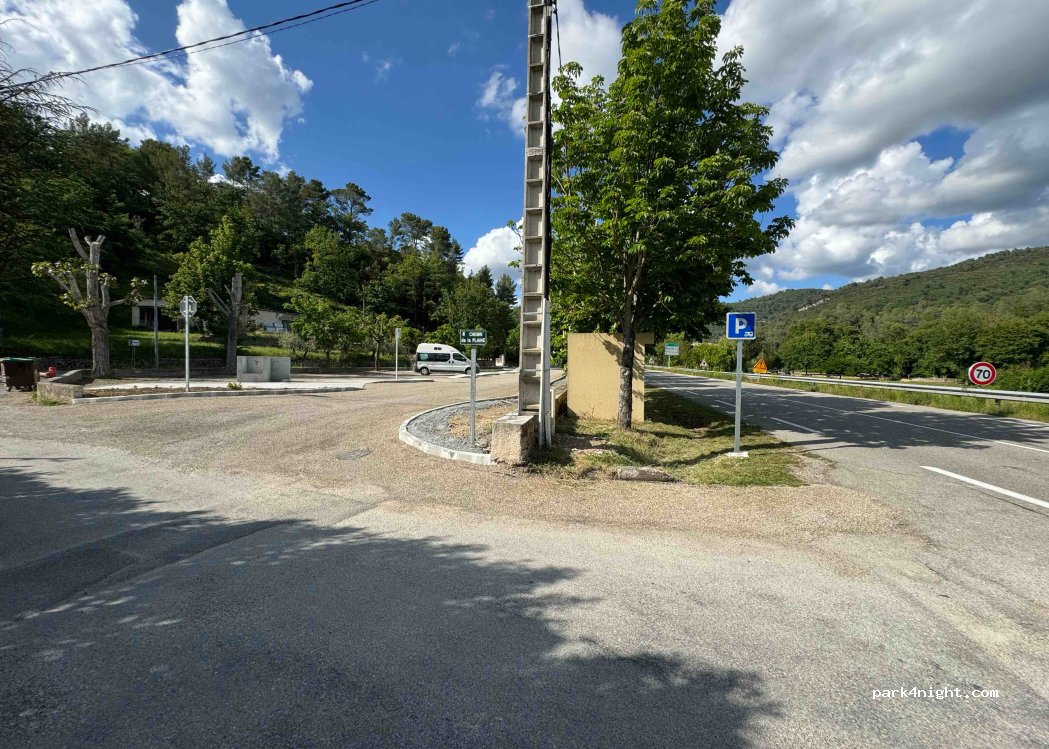 (83131) Montferrat - 40 Saint-Joseph — foto 2
