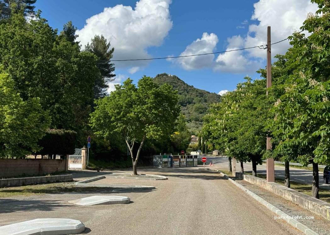 (83131) Montferrat - 40 Saint-Joseph — foto 3