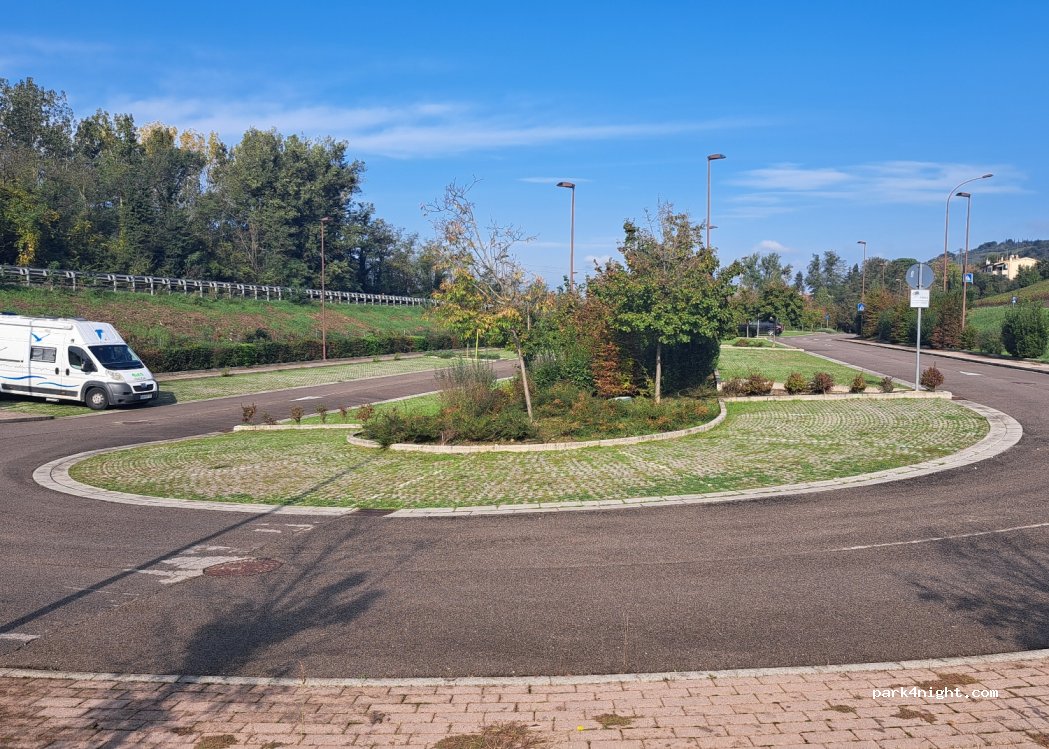(50026) San Casciano in Val di Pesa - 42 Via di Pergolato — foto