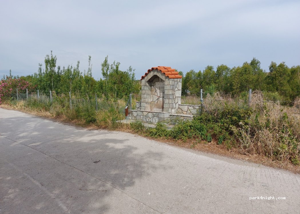 (811 03) Antissa - Unnamed Road — foto