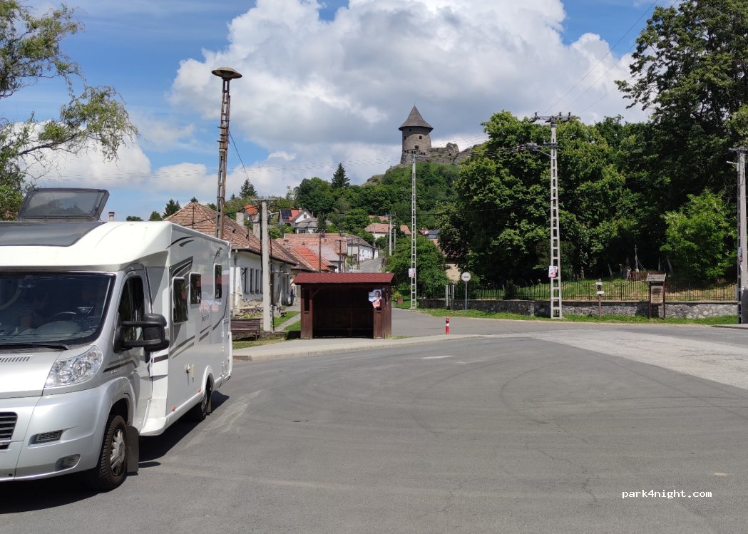 (3100) Salgótarján - 1 Perczel Mór utca — foto